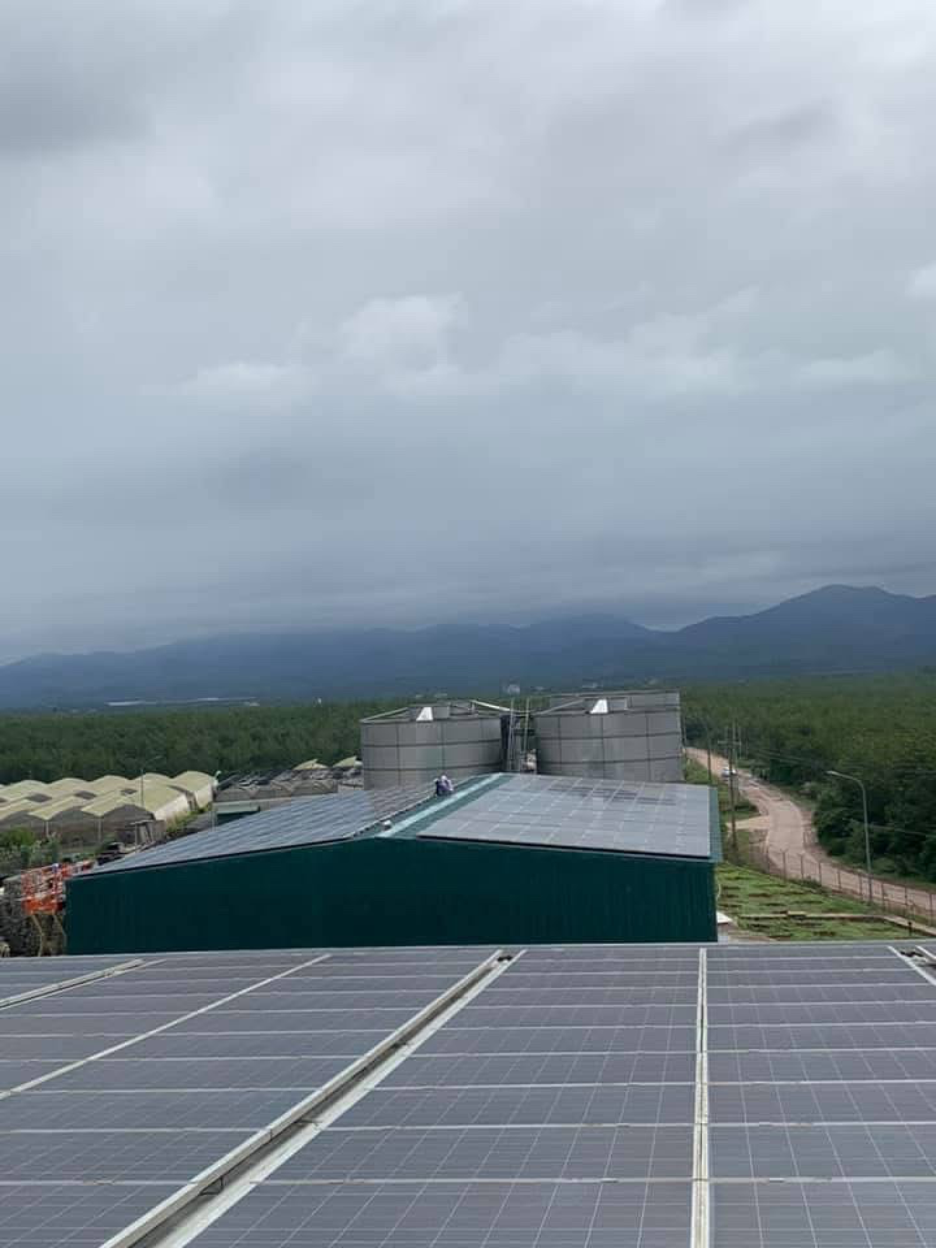 DỰ ÁN ĐIỆN NĂNG LƯỢNG MẶT TRỜI 1000KW